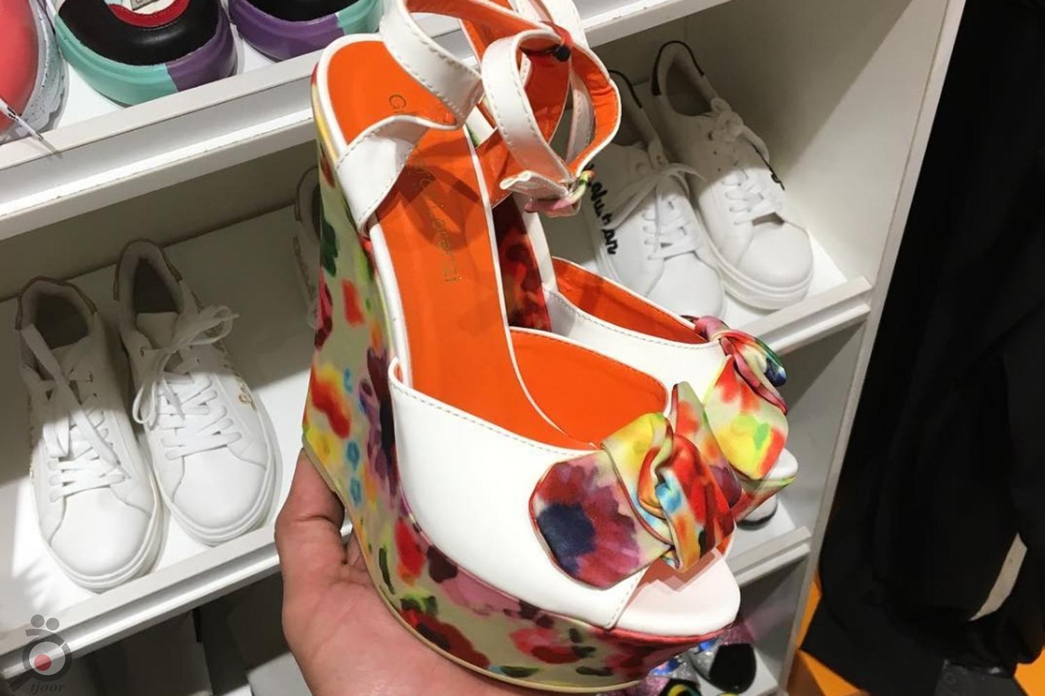 حراج بزرگ پوشاک حراج بزرگ پوشاک