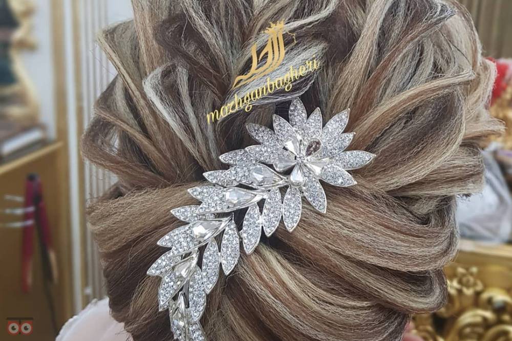 بازدید آرایش عروس و تخفیف در قرارداد آرایشگاه عروس بازدید آرایش عروس و تخفیف در قرارداد آرایشگاه عروس