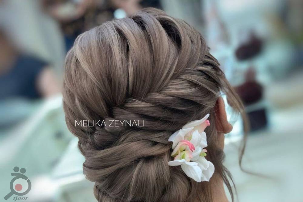 تخفیف عقد قرارداد پکیج عروس همراه با تست رایگان میکاپ عروس برای اولین بار در ایران تخفیف عقد قرارداد پکیج عروس همراه با تست رایگان میکاپ عروس برای اولین بار در ایران