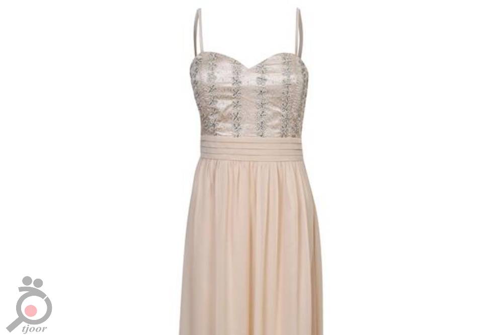 آخرین حراج تابستانی پوشاک مجلسی و زنانه زورانی آخرین حراج تابستانی پوشاک مجلسی و زنانه زورانی